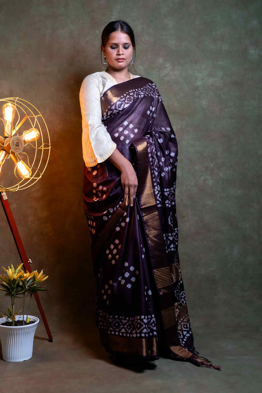 Khadi Cotton Batik Print Purple Ethnic Saree With Blouse