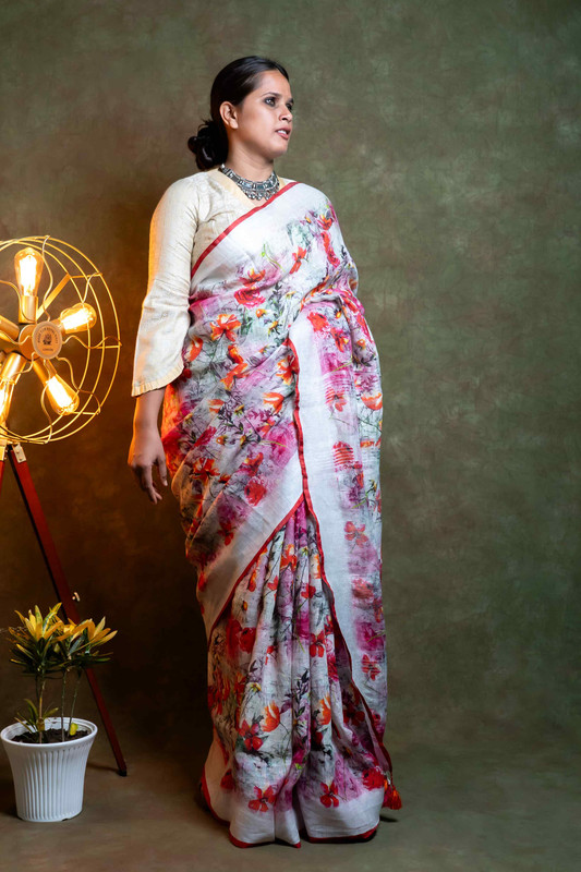 Linen Digital Printed Multicolour Ethnic Saree With Blouse