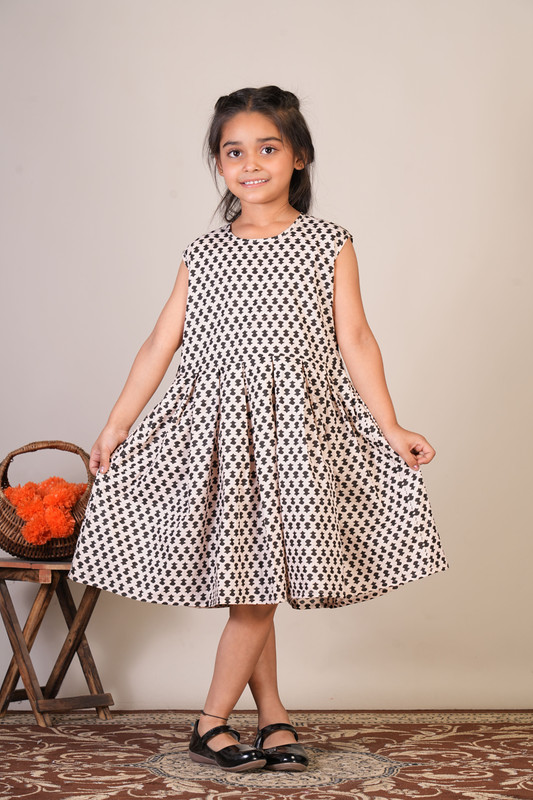 Beige Pure Cotton Anarkali/Flared Anarkali Frock